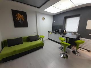 White rooms on City center - 9