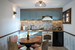 Bolyarski Izgrev Apartments - Panoramic View Old Town - 6