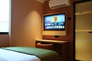 Hotel 165 - Newly Renovated - 4