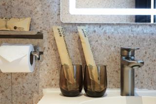 Hotel 165 - Newly Renovated - 1