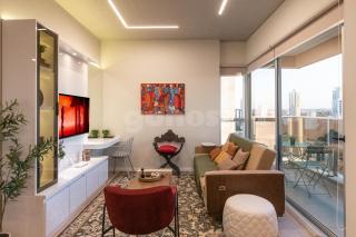 Petra Tower Luxury 2 BR Apt w Resto, Pool & Gym - 6