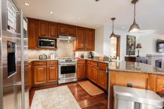 Ascent Residence 309 - 4