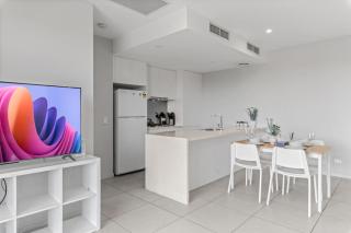 2BR Modern Apartment with Balcony Great Location - 1