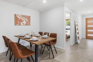 Spacious 3BR Home in Quiet Tarragindi Location - 1