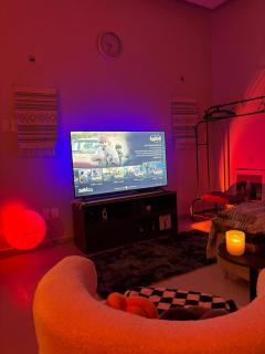 استوديو مميز بأثاث راقي في قلب الخبر - 3