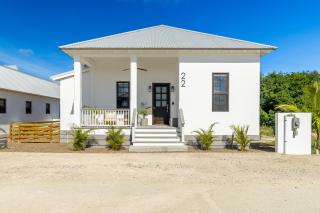 Casa Tamara and PoolClub at Mahogany Bay - 4