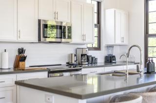 Casa Tamara and Mistico Beach Club plus Boat Shuttle - 5