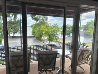 The Grand View on Pistakee Lake Pool Pier Stunning Panoramic Lake Views - 3