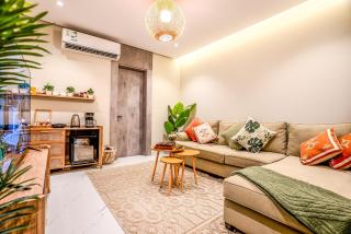 Apartment in a bohemian style overlooking the lake and the Bahrain Bridge - Al Khobar - 0