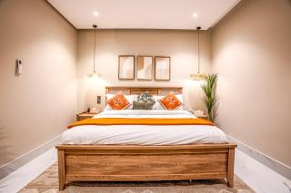 Apartment in a bohemian style overlooking the lake and the Bahrain Bridge - 5