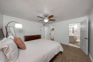 Remodeled Gem, 3 BD 3 BA, Yard, Views - 3