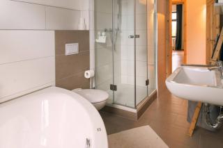 arena guest dorm - 8