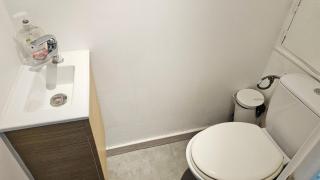 Big apt for 10p parking free close station metro - 3