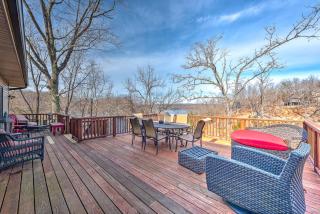 Blueberry Bliss Family Retreat on Beaver Lake - 8