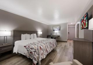 Red Roof Inn Madisonville - 8