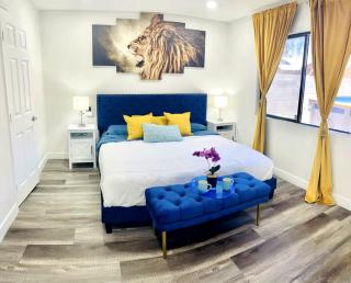 Renovated 4BR home with private pool, BBQ, ping pong & Free Parking , 20 min from strip - 6