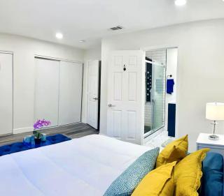 Renovated 4BR home with private pool, BBQ, ping pong & Free Parking , 20 min from strip - 8