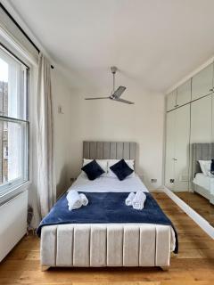 2BD London Luxe Retreat in the Heart of City - 9