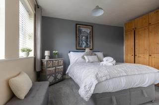 Cosy Deganwy Escape by the Sea & Conwy Mountain - 8