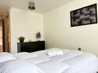 York City Centre 2-Bed Flat - Near Christmas Market - 1