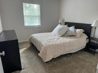 The Noles Nest- 32 home close to campuses - 7