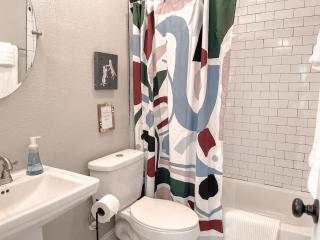 - The Lilac Studio - Fort Worth - Same Day Booking - 3