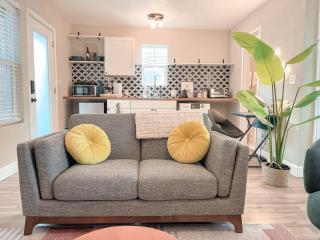 - The Lilac Studio - Fort Worth - Same Day Booking - 2