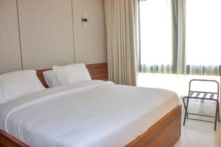 Luxury apartment with balcony, 3 rooms, near Bahrain Bridge - Al Khobar - 6