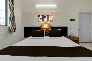 Hotel O Galaxy Inn - 2