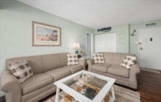 Beautiful ocean views from this 2 Bedroom condo! - 6