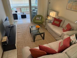 Spacious apartment by the sea - 0