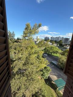 Junior Towers Modern Apartment - 1