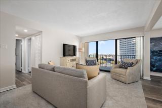 Stunning oceanfront 2 Bedroom with outdoor pool! - 0