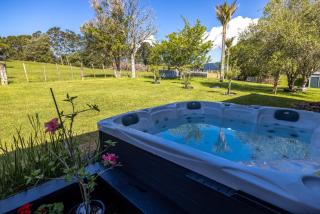 Haven on Queens - Executive Island Living - 1