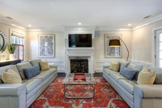 Heated Pool in your Private Garden Pets Welcome OnSite Parking - 7