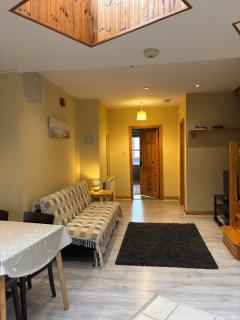 The Nest on The Octagon - Westport - 8