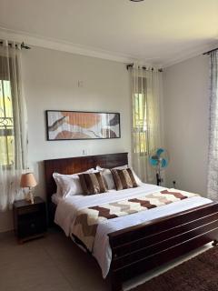 A-grade living-WiFi & parking - 5