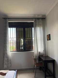 A-grade living-WiFi & parking - 3