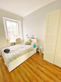 Fully refurbished city retreat close to top sites - 1