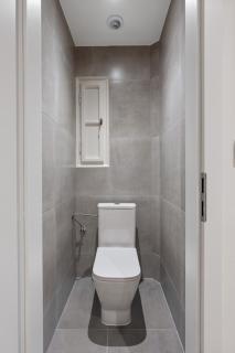 Simple and Cozy - Prague - 7