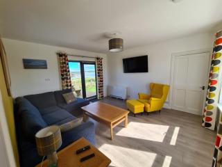 Beachcroft Cottage - 0