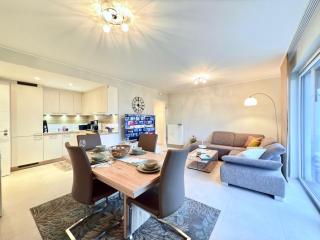 Spacious 2 BR flat with balcony and parking in Mamer - 6