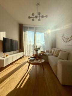 apartino - FREE parking, balcony, easy city access, metro station, nespresso, netflix - 1