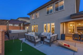 Paseos 1433 Beautiful New Home, Private Swim Spa and Hot tub, BBQ Grill, and Foosball - 4