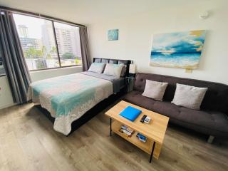 Waikiki Studio with Canal View - 0