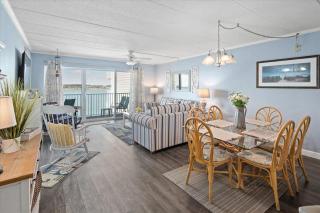 One of a Kind Direct Bay Views From This 3 Bedroom Condo With Pool! - 9
