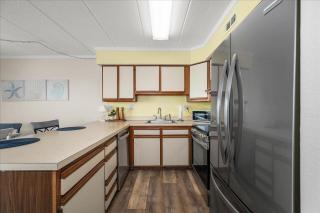 One of a Kind Direct Bay Views From This 3 Bedroom - 3