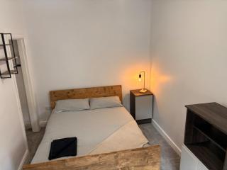 First house on Malm large comfy home from home - 4