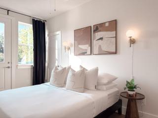 Beautiful 2 BD DT - Deep Ellum - Lower Greenville - 7