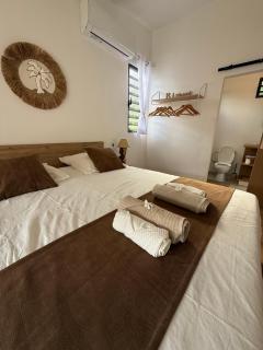 Moorea Tiki Lodge - 5